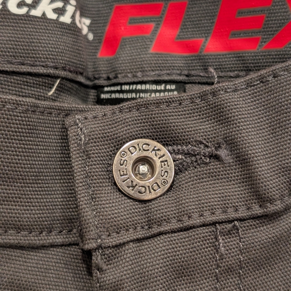 Dickies FLEX Men's Dark Charcoal Flat Front Work Shorts Size 32 - Picture 4 of 11